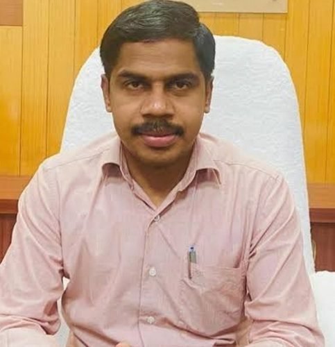 Read more about the article IMPORTANT : ಚುನಾವಣೆಗೆ ಸಂಬಂಧಿತ ದೂರುಗಳು ಇದ್ದರೆ ಈ ನಂಬರ್ ಗೆ ಕಾಲ್ ಮಾಡಿ..!