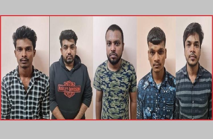 Read more about the article BREAKING : ರಾಜಧಾನಿಯಲ್ಲಿ ಐವರು ಶಂಕಿತ ಭಯೋತ್ಪಾದಕರ ಬಂಧನ..!! : ಅದೇನು ಅಂತೀರಾ ಈ ಸ್ಟೋರಿ ಕಂಪೀಟ್‌ ಓದಿ……!!
