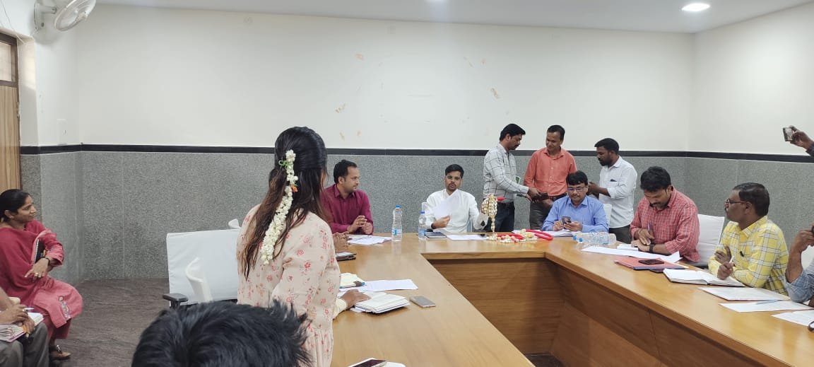 Read more about the article ಗ್ರಾಮ ಪಂಚಾಯತಿಯನ್ನು ಗ್ರೇಡ್ 1 ದರ್ಜೆಗೇರಿಸಲು ಜಿ.ಪಂ. ಸಿಇಓ ಗೆ ಮನವಿ