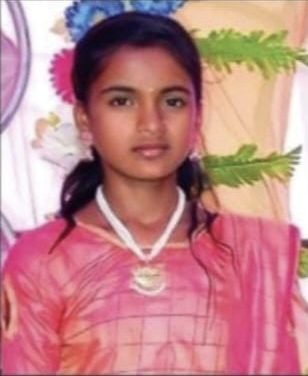 Read more about the article CRIME NEWS : ಟ್ಯಾಕ್ಟರ್ ಮೇಲಿಂದ ಬಿದ್ದು ಬಾಲಕಿ ಸಾವು!