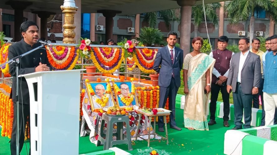 Read more about the article ಸ್ವಾತಂತ್ರ್ಯಕ್ಕಾಗಿ ದುಡಿದ, ಮಡಿದ ಹೋರಾಟಗಾರರ ಜೀವನ ಯುವ ಸಮುದಾಯಕ್ಕೆ ಸದಾ ಸ್ಫೂರ್ತಿದಾಯಕ: ಎಂ.ಸುಂದರೇಶ್ ಬಾಬು