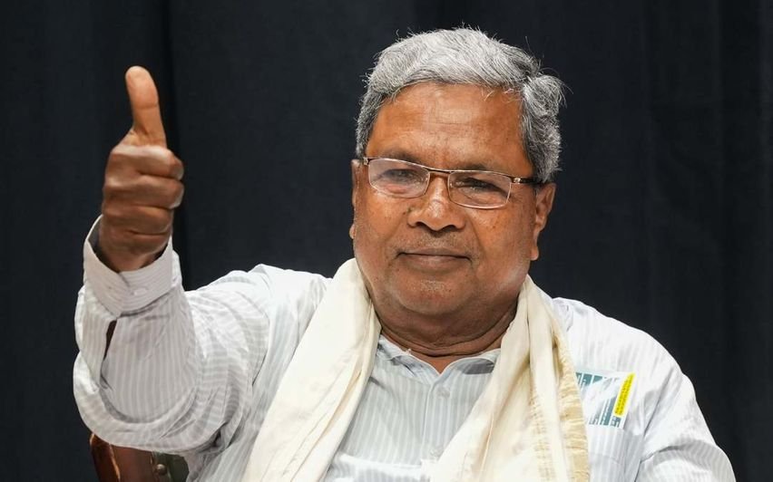 Read more about the article GOOD NEWS : ಆ.1ರಿಂದ ‘ರಾಜ್ಯ ಸರ್ಕಾರಿ ನೌಕರ’ರಿಗೆ ‘7ನೇ ವೇತನ ಆಯೋಗ’ ಜಾರಿ..!!