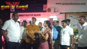 Read more about the article LOCAL NEWS : ನವೋದಯದಲ್ಲಿ ವಿದ್ಯಾರ್ಥಿಗಳ ಮೇಲೆ ಹಲ್ಲೆ : ಸಂಸದ ರಾಜಶೇಖರ್ ಹಿಟ್ನಾಳ್ ಭೇಟಿ..!
