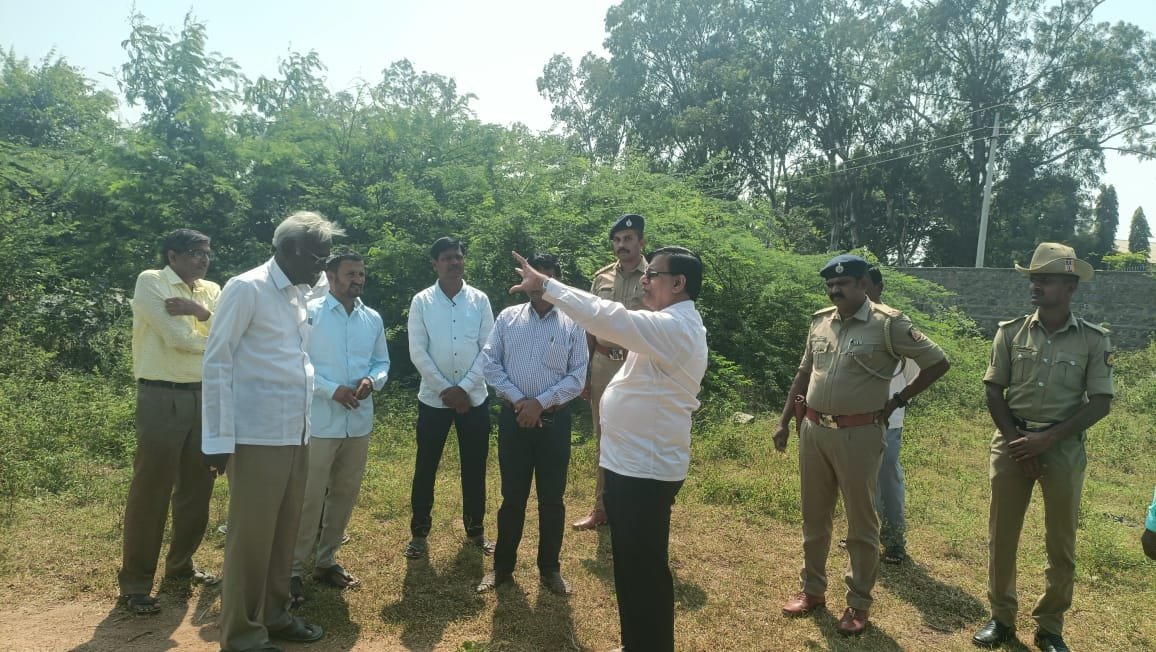You are currently viewing LOCAL NEWS : ತಾಲೂಕಿನ ವಿವಿಧ ಕಾಮಗಾರಿಗಳನ್ನು ಪರಿಶೀಲನೆ ಮಾಡಿದ ಶಾಸಕ ರಾಯರೆಡ್ಡಿ..!