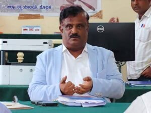 Read more about the article ಏಪ್ರಿಲ್. 28 ರಂದು ಕಿನ್ನಾಳ ಗ್ರಾಮದಲ್ಲಿ ಕಂದಾಯ ಅದಾಲತ್- ನ್ಯಾ. ಮಹಾಂತೇಶ್ ಎಸ್. ದರಗದ