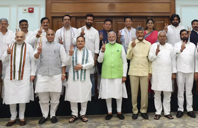 Read more about the article BREAKING : ಎನ್‌ಡಿಎ ಒಕ್ಕೂಟಕ್ಕೆ ಅಮೋಘ ಜಯ..! : ಮಹಾ ಘಟ ಬಂಧನ್‌ಗೆ ಭಾರೀ ಮುಖಭಂಗ..! : ಪಿಎಂ ಮೋದಿಯಿಂದ ವಿಜಯೋತ್ಸವ ಮಾತು..! 