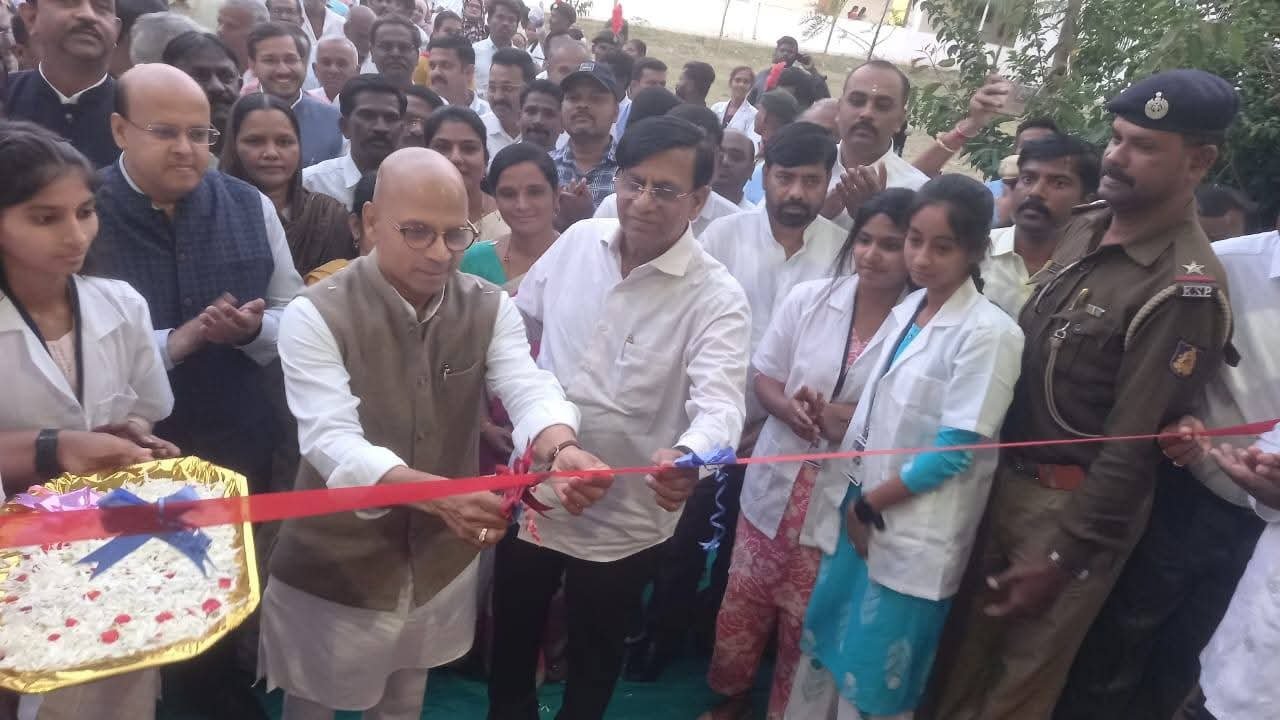 Read more about the article BIG NEWS : ನಮ್ಮ ‌ಸರ್ಕಾರ ಬಡವರ ಪರ ಸರ್ಕಾರವಾಗಿದೆ – ಸಚಿವ ಡಾ. ಶರಣಪ್ರಕಾಶ ಆರ್. ಪಾಟೀಲ್