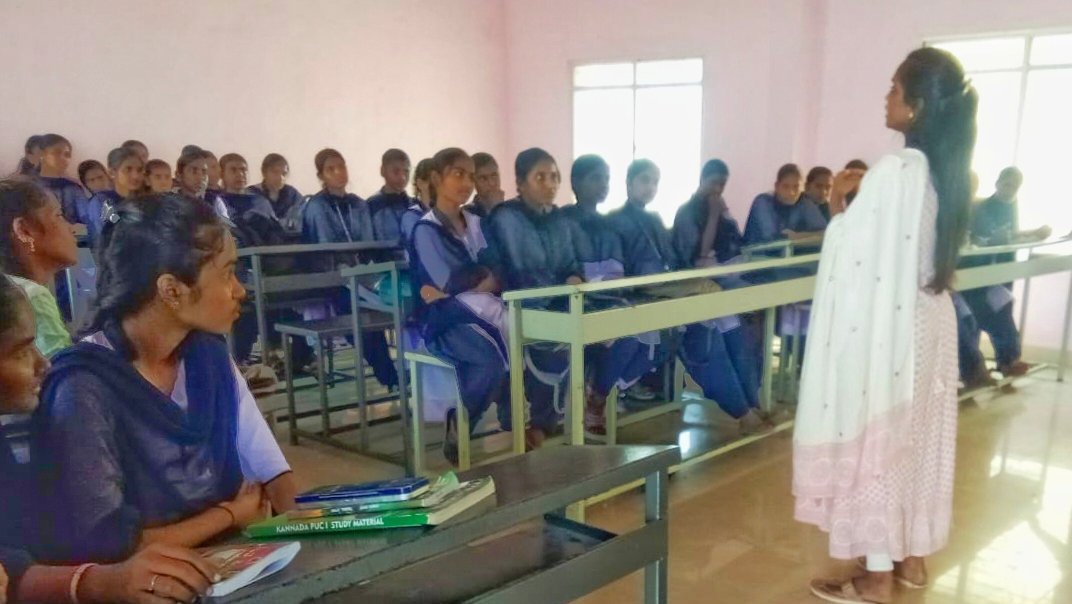 You are currently viewing LOCAL NEWS : ಪ್ರತಿಯೊಬ್ಬ ಮಗುವಿಗೂ ಕೆಟ್ಟ ಸ್ಪರ್ಶ, ಉತ್ತಮ ಸ್ಪರ್ಶಗಳ ಬಗ್ಗೆ ಅರಿವು ಮುಖ್ಯ : ಜಯಶ್ರೀ ವ್ಹಿ ರಾಠೋಡ್