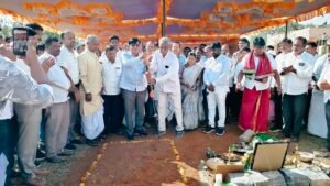 Read more about the article LOCAL NEWS : ಕುಕನೂರು ಅಭಿವೃದ್ಧಿಗೆ ಮತ್ತೊಂದು ಹೆಜ್ಜೆ : ಜೆಸ್ಕಾಂ ಉಪವಿಭಾಗ ಕಚೇರಿಗೆ ಶಂಕುಸ್ಥಾಪನೆ!