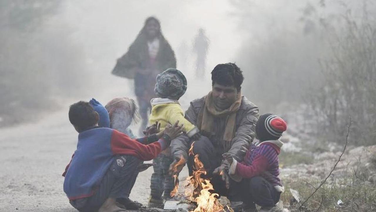 Read more about the article SPECIAL STORY : ಕೊಪ್ಪಳ ಸೇರಿ ಉತ್ತರ ಕರ್ನಾಟಕದ ಜಿಲ್ಲೆಗಳಲ್ಲಿ ಇನ್ನು 2 ದಿನ ಭಾರೀ ಚಳಿ ಹಾಗೂ ಶೀತಗಾಳಿ..! : ಹೈ ಅಲರ್ಟ್ ಘೋಷಣೆ ಸಾಧ್ಯತೆ!  