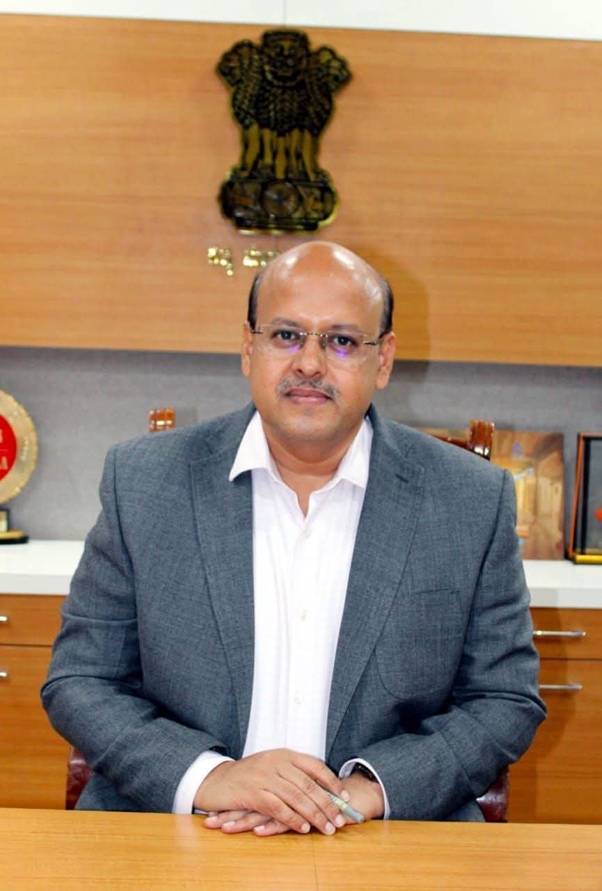 Read more about the article KOPPAL NEWS : ಕೊಪ್ಪಳ ಜಿಲ್ಲಾಧಿಕಾರಿಗೆ ಉತ್ತಮ ಜಿಲ್ಲಾ ಚುನಾವಣಾಧಿಕಾರಿ ಪ್ರಶಸ್ತಿ.!