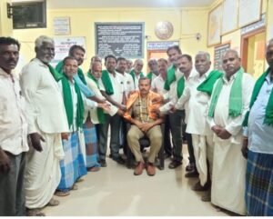 LOCAL NEWS : “ಮೋಸಕ್ಕೊಳಗಾದ ರೈತರಿಗೆ ನ್ಯಾಯ : ಪಿಎಸ್ಐ ಟಿ. ಗುರುರಾಜ್ ಅವರಿಗೆ ರೈತ ಸಂಘದಿಂದ ಸನ್ಮಾನ..! 