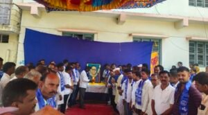 ಮುದಗಲ್ಲ :- ಡಾ!! ಬಿ‌.ಆರ್ ಅಂಬೇಡ್ಕರ್ ರವರ 135 ನೇ ಜಯಂತಿ ಪುರಸಭೆ ಹಾಗೂ ನಾಡ ಕಛೇರಿಯಲ್ಲಿ ಅದ್ದೂರಿಯಾಗಿ ಆಚರಣೆ…