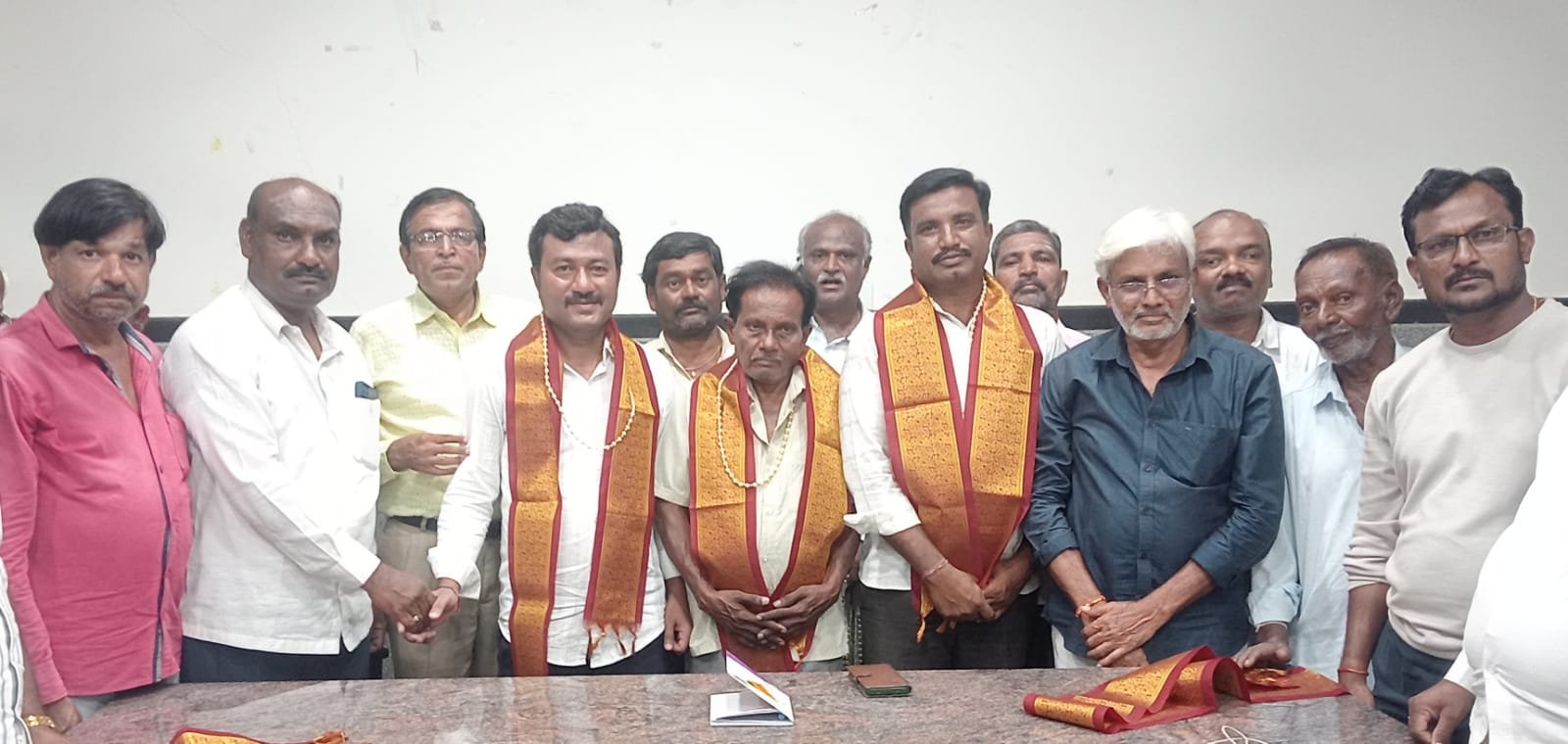 You are currently viewing LOCAL NEWS : ​”ಸಮಾಜದ ಸರ್ವತೋಮುಖ ಬೆಳವಣಿಗೆಗೆ ಸಂಘಟನೆ ಶ್ರಮಿಸಲಿ: ಸಂಗಮೇಶ್ ಗುತ್ತಿ ಆಶಯ”